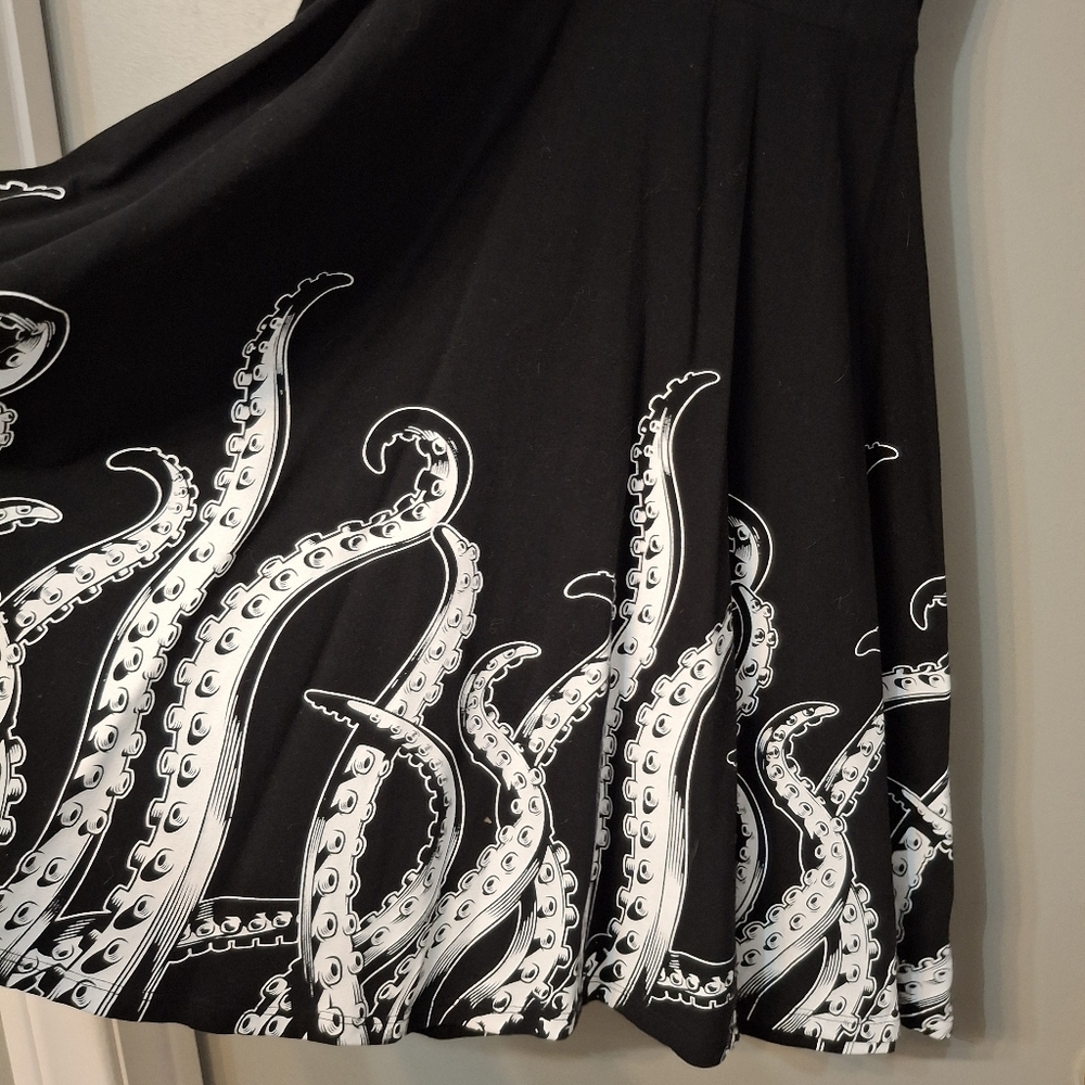 Sourpuss Octopus Tentacle Dress - Picture 3 of 7